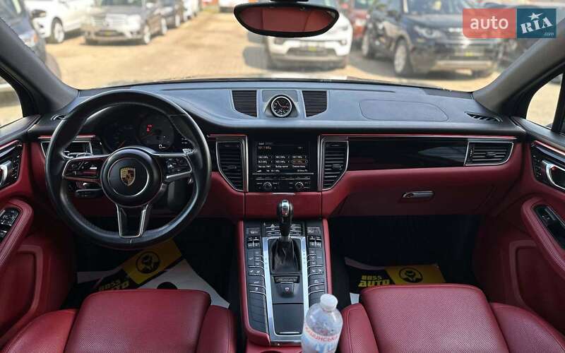 Внедорожник / Кроссовер Porsche Macan 2015 в Ивано-Франковске