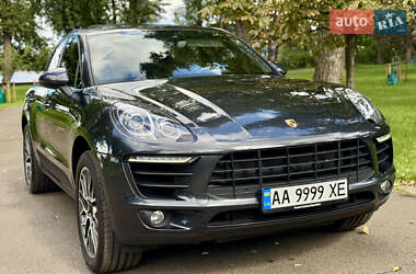 Внедорожник / Кроссовер Porsche Macan 2018 в 