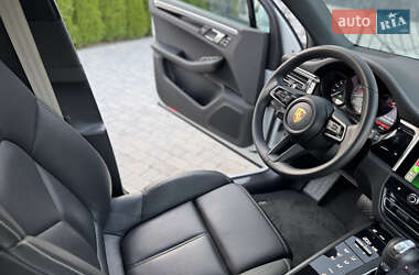 Внедорожник / Кроссовер Porsche Macan 2023 в 