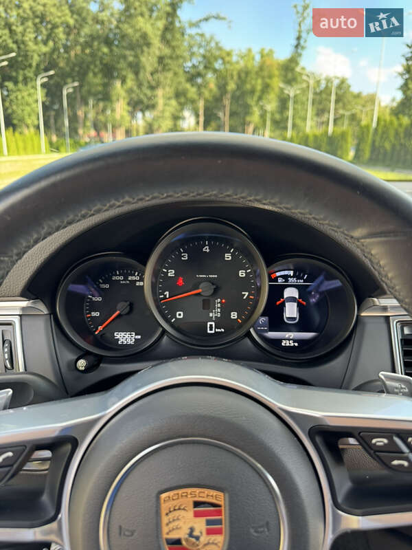 Внедорожник / Кроссовер Porsche Macan 2018 в Харькове