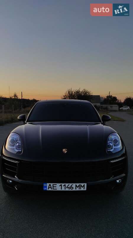 Внедорожник / Кроссовер Porsche Macan 2018 в Павлограде