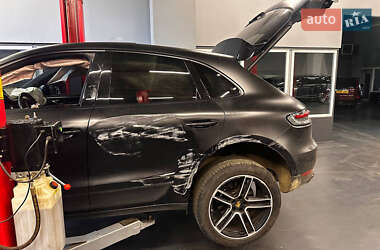 Внедорожник / Кроссовер Porsche Macan 2019 в 