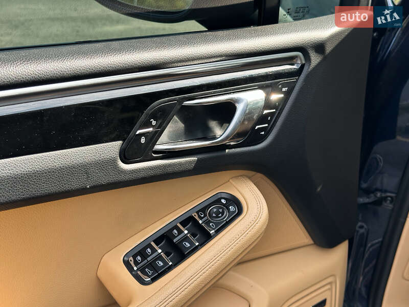 Позашляховик / Кросовер Porsche Macan 2017 в Львові фото 11 Позашляховик / Кросовер Porsche Macan 2017 в Львові