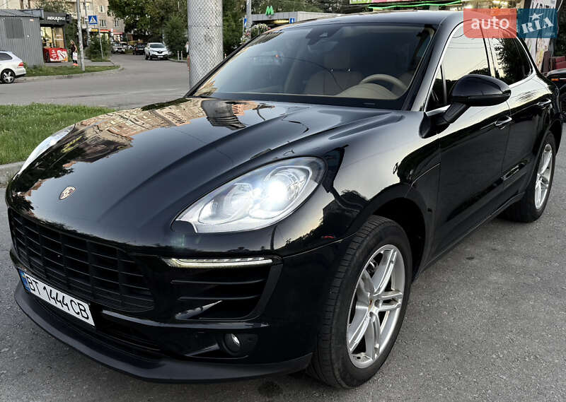 Внедорожник / Кроссовер Porsche Macan 2015 в Киеве