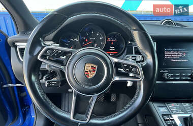 Внедорожник / Кроссовер Porsche Macan 2017 в 