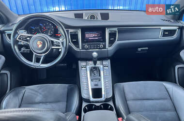 Внедорожник / Кроссовер Porsche Macan 2017 в 