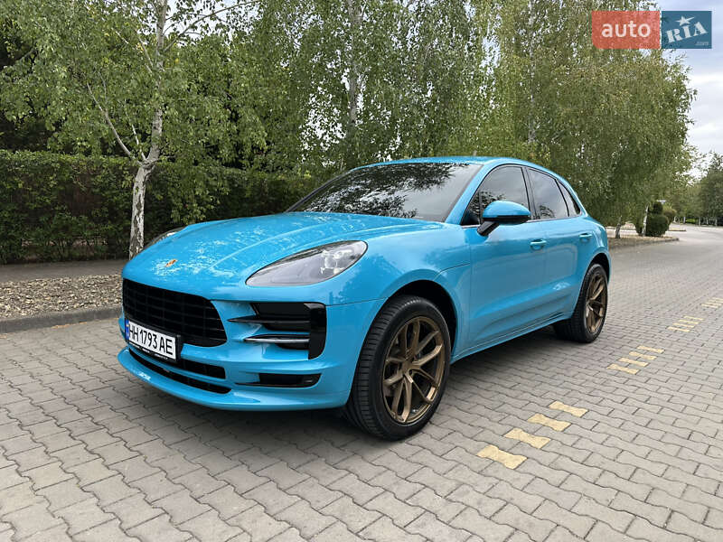 Porsche Macan 2021