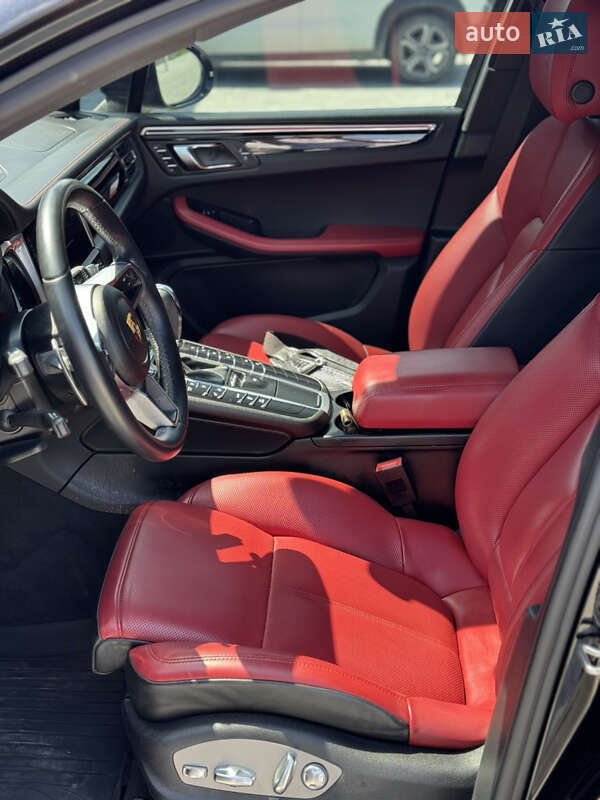 Внедорожник / Кроссовер Porsche Macan 2021 в Коломые