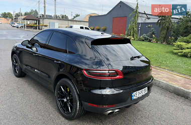 Внедорожник / Кроссовер Porsche Macan 2017 в 