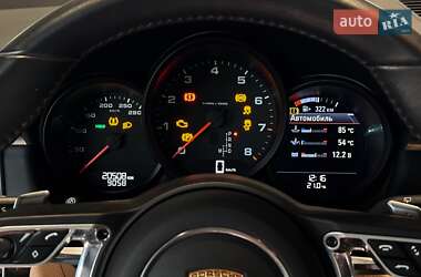 Внедорожник / Кроссовер Porsche Macan 2021 в 