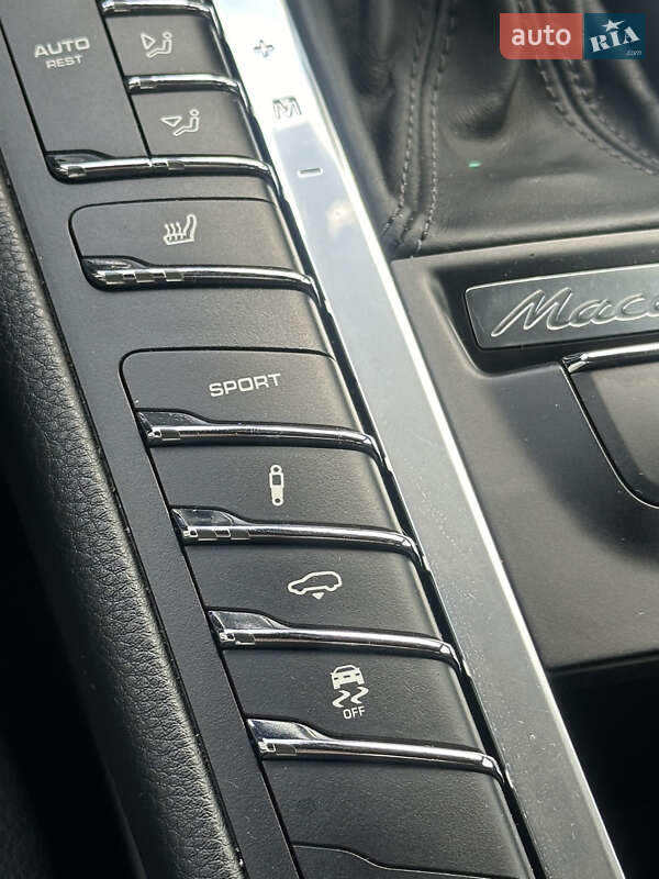 Внедорожник / Кроссовер Porsche Macan 2015 в Ивано-Франковске фото 14 Внедорожник / Кроссовер Porsche Macan 2015 в Ивано-Франковске