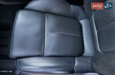 Внедорожник / Кроссовер Porsche Macan 2019 в 