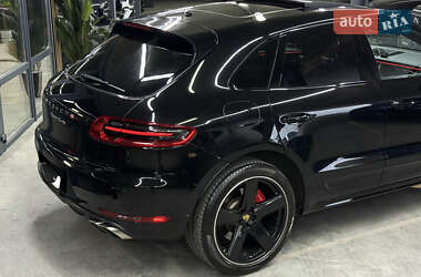 Позашляховик / Кросовер Porsche Macan 2017 в 