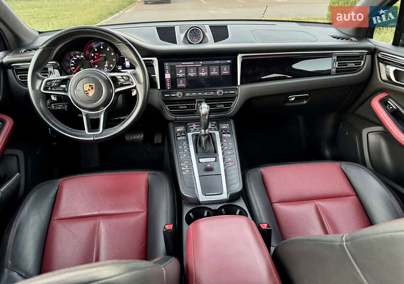 Внедорожник / Кроссовер Porsche Macan 2019 в Киеве