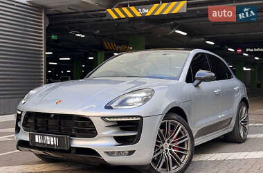 Позашляховик / Кросовер Porsche Macan 2016 в 
