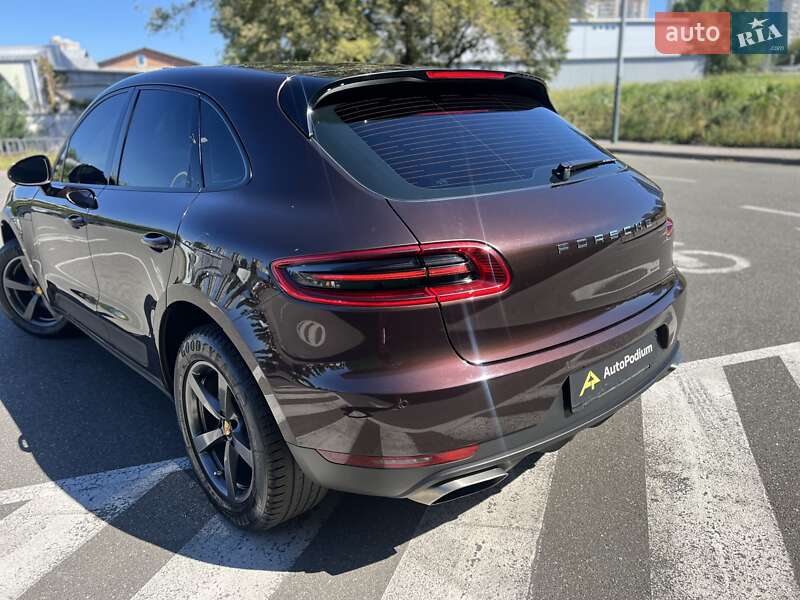 Внедорожник / Кроссовер Porsche Macan 2017 в Киеве
