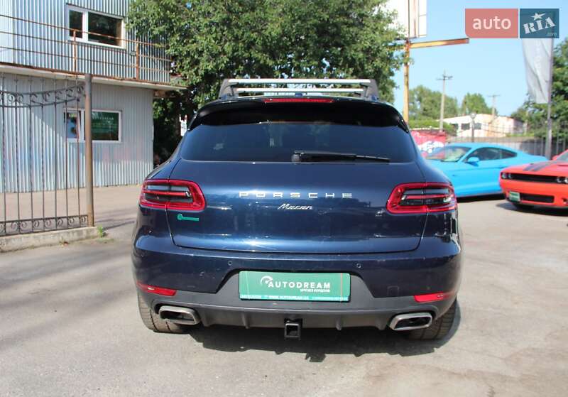 Внедорожник / Кроссовер Porsche Macan 2017 в Одессе