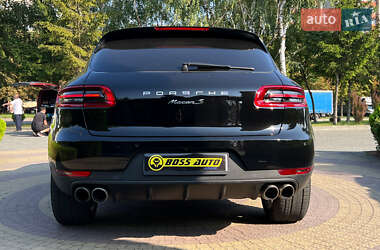 Внедорожник / Кроссовер Porsche Macan 2014 в 