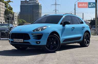 Внедорожник / Кроссовер Porsche Macan 2016 в 