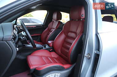 Внедорожник / Кроссовер Porsche Macan 2015 в 