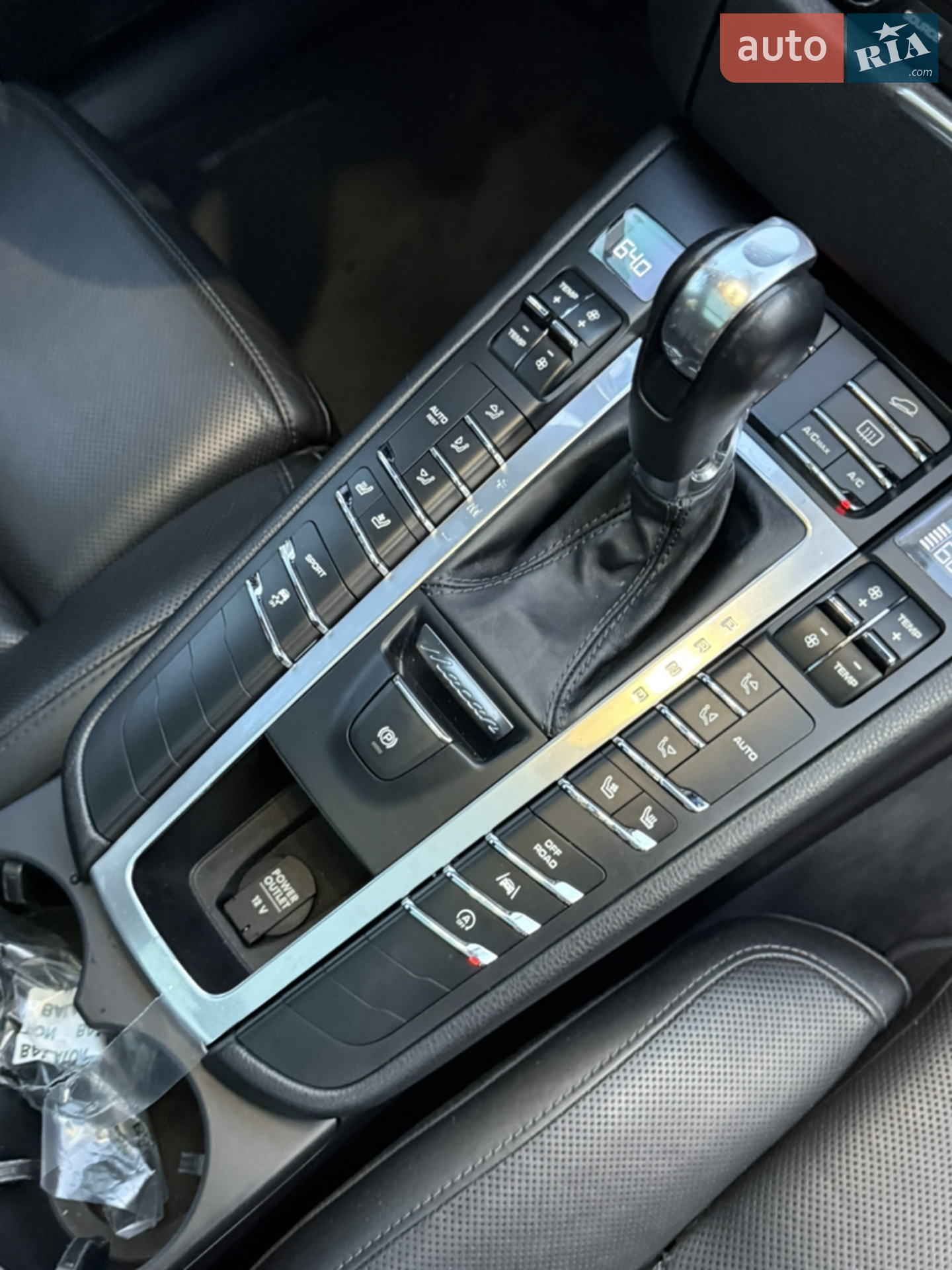 2016 Porsche Macan - мініатюра 20