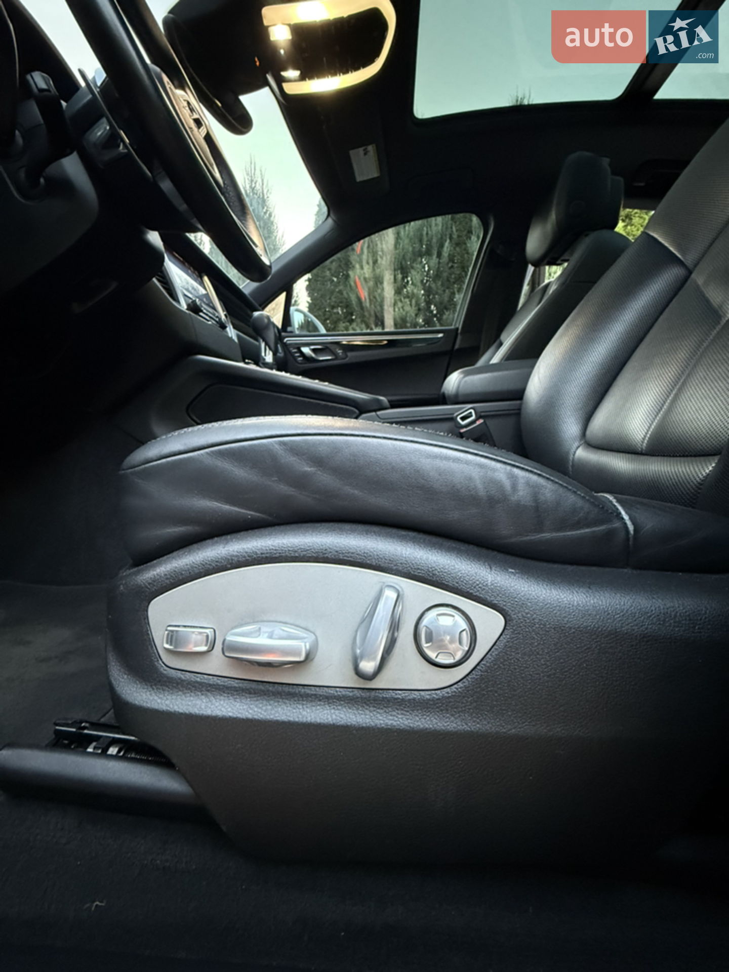 2016 Porsche Macan - мініатюра 33
