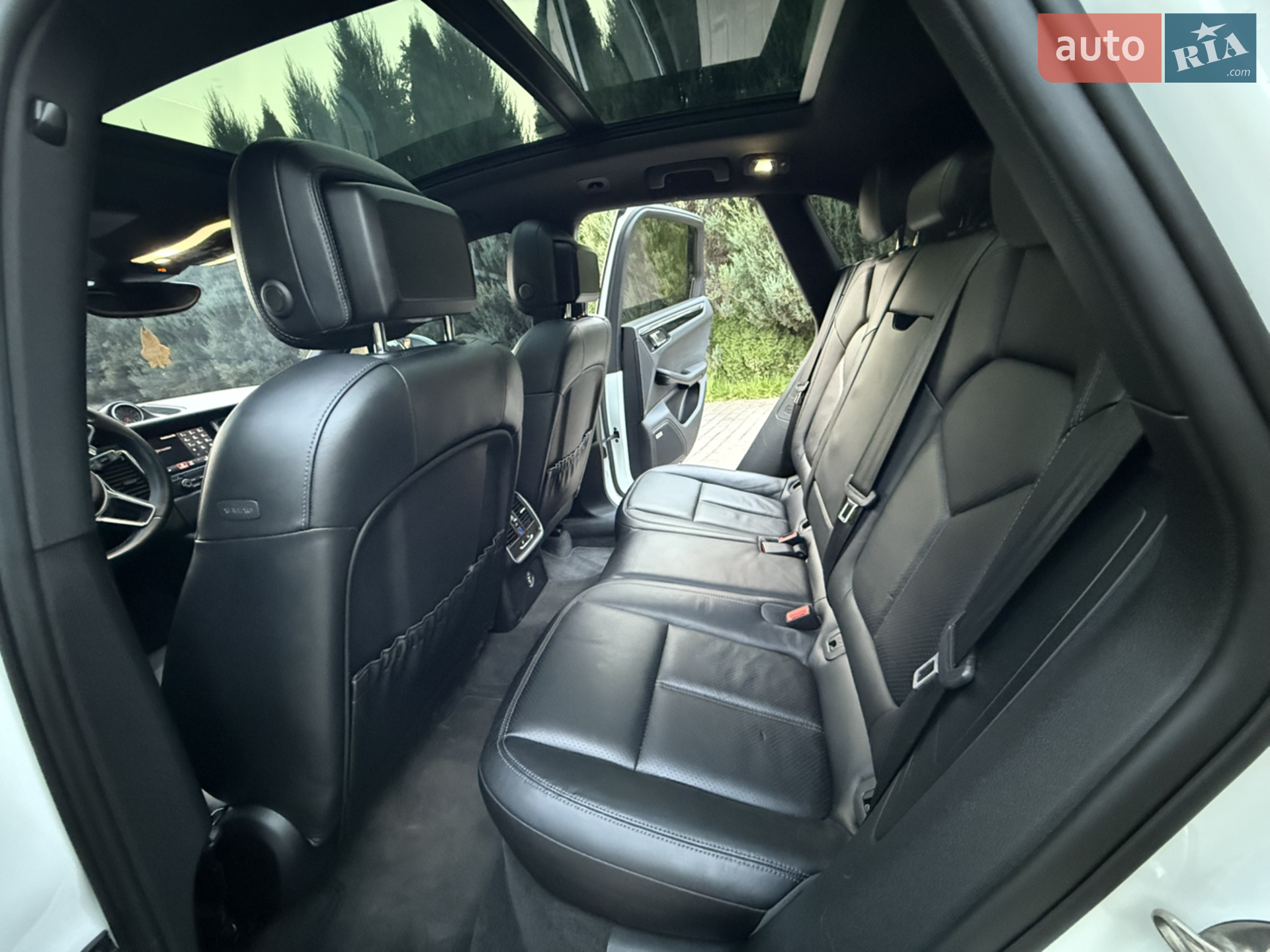 2016 Porsche Macan - мініатюра 28