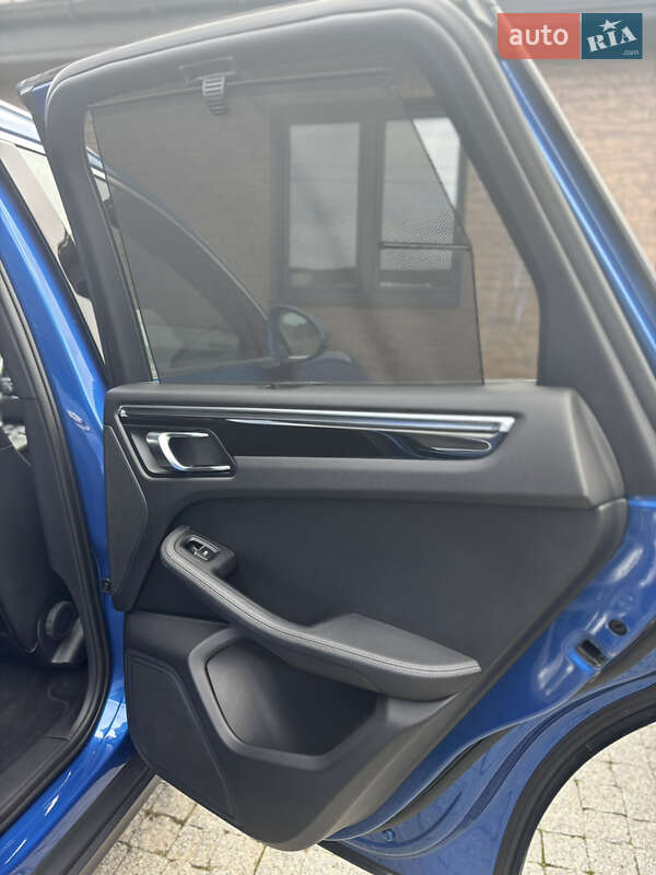 Внедорожник / Кроссовер Porsche Macan 2015 в Киеве фото 11 Внедорожник / Кроссовер Porsche Macan 2015 в Киеве