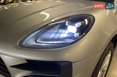 Внедорожник / Кроссовер Porsche Macan 2020 в 