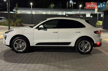 Внедорожник / Кроссовер Porsche Macan 2014 в 