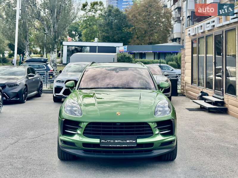 Внедорожник / Кроссовер Porsche Macan 2018 в Киеве