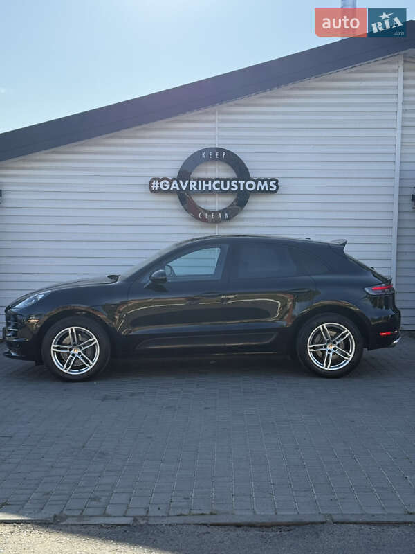 Позашляховик / Кросовер Porsche Macan 2019 в Чорноморську
