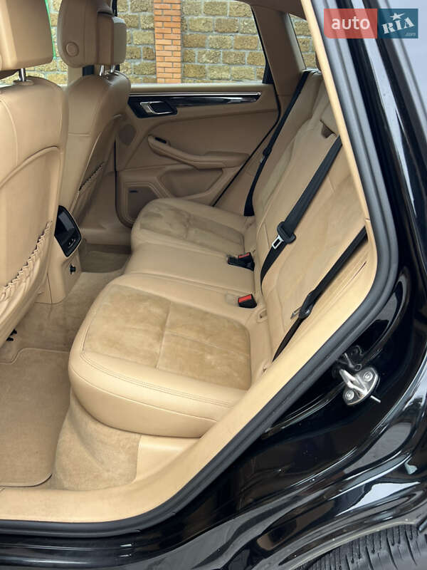 Позашляховик / Кросовер Porsche Macan 2015 в Луцьку фото 34 Позашляховик / Кросовер Porsche Macan 2015 в Луцьку