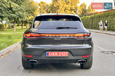Внедорожник / Кроссовер Porsche Macan 2020 в 