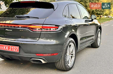 Внедорожник / Кроссовер Porsche Macan 2020 в 