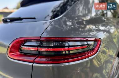 Внедорожник / Кроссовер Porsche Macan 2014 в 