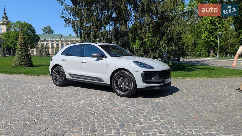 Porsche Macan 2022