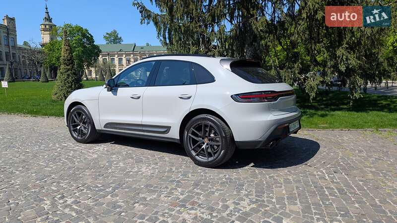 Внедорожник / Кроссовер Porsche Macan 2022 в Киеве