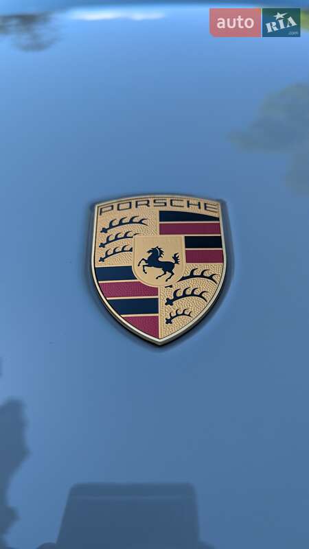Внедорожник / Кроссовер Porsche Macan 2022 в Киеве