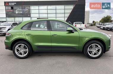 Позашляховик / Кросовер Porsche Macan 2021 в 