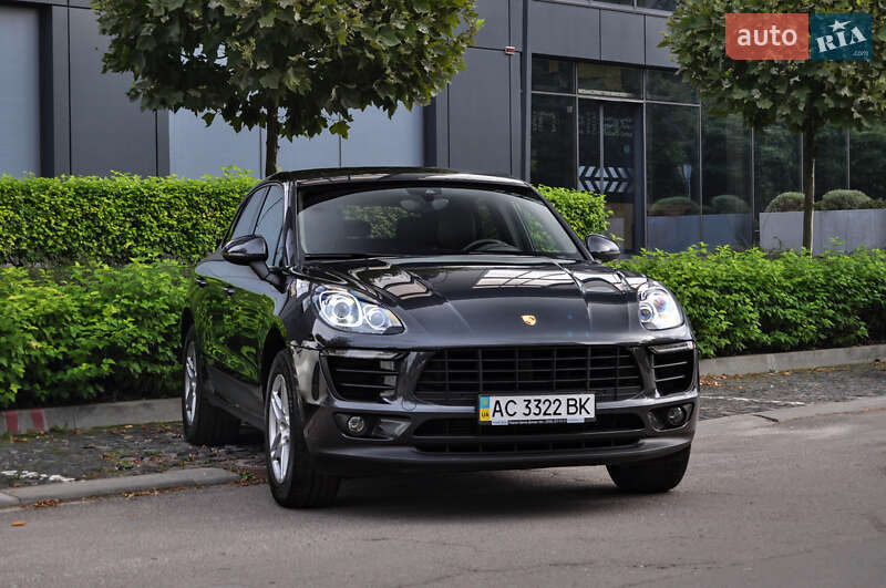 Внедорожник / Кроссовер Porsche Macan 2017 в 