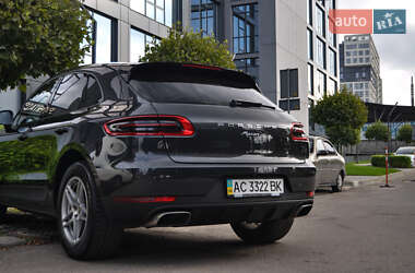 Внедорожник / Кроссовер Porsche Macan 2017 в 
