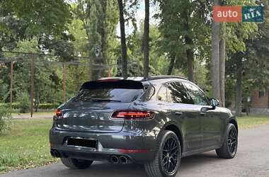 Внедорожник / Кроссовер Porsche Macan 2016 в 