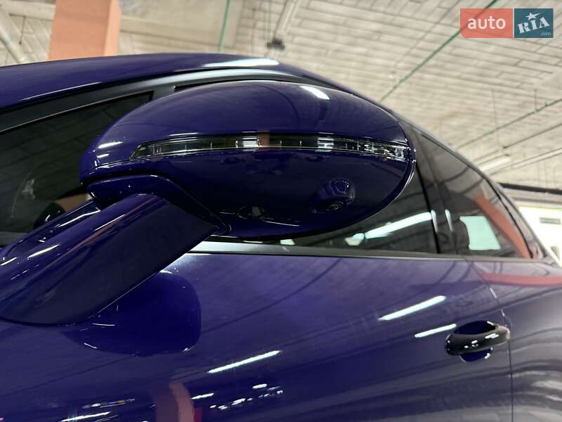 Внедорожник / Кроссовер Porsche Macan 2022 в Киеве