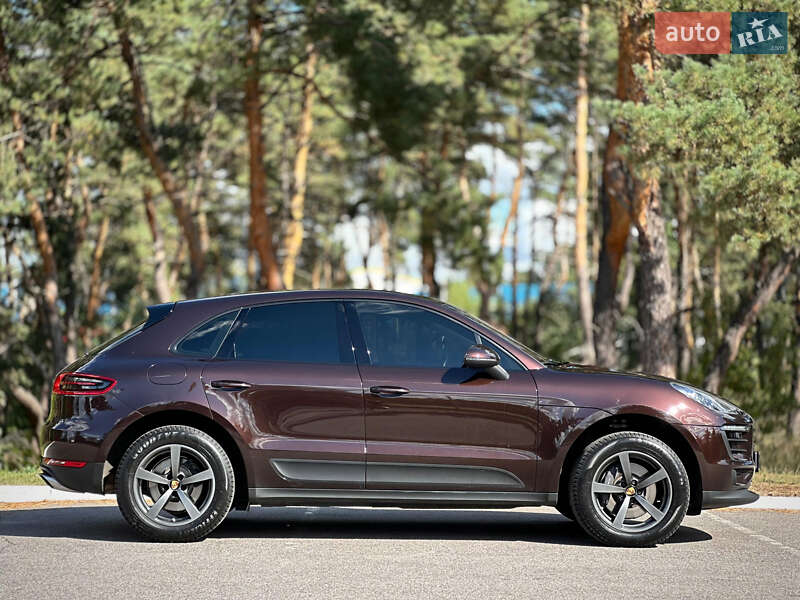 Внедорожник / Кроссовер Porsche Macan 2017 в Киеве