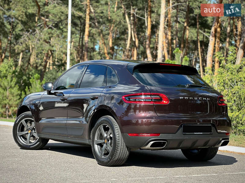 Внедорожник / Кроссовер Porsche Macan 2017 в Киеве