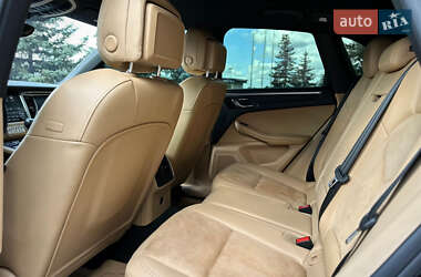 Внедорожник / Кроссовер Porsche Macan 2017 в 
