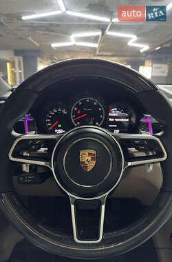 Внедорожник / Кроссовер Porsche Macan 2015 в 