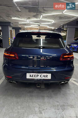 Внедорожник / Кроссовер Porsche Macan 2015 в 
