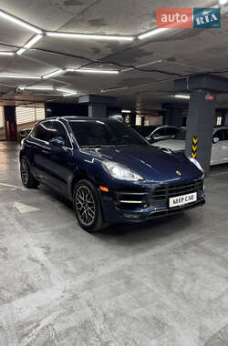 Внедорожник / Кроссовер Porsche Macan 2015 в 